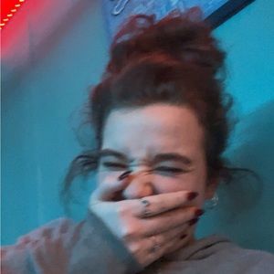 Meet your Posher, Eileen